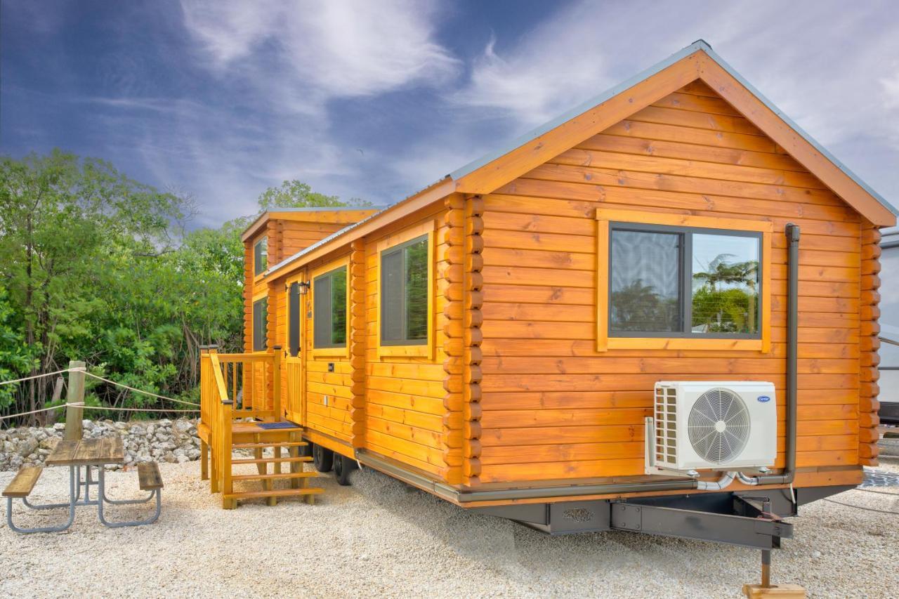 Cabins At Bonefish Bay Marathon Exterior photo